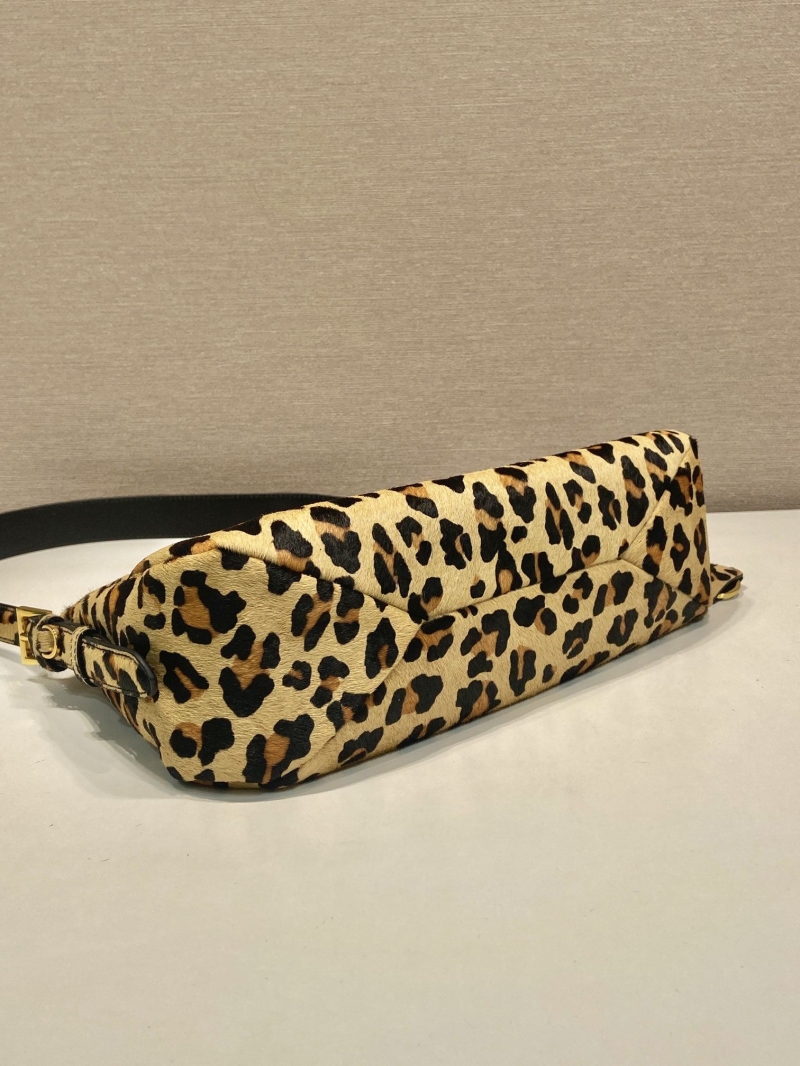 Pra*a hobo bags